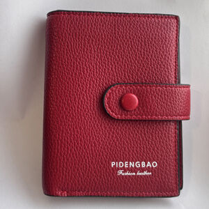 Red Faux leather Pebbled Texture Card Holder/Wallet w/ Snap Closure NWT